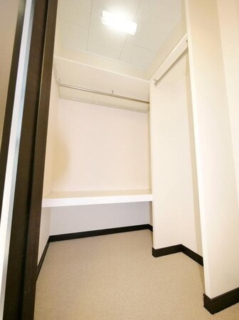 レオパレスブルームYKの物件内観写真